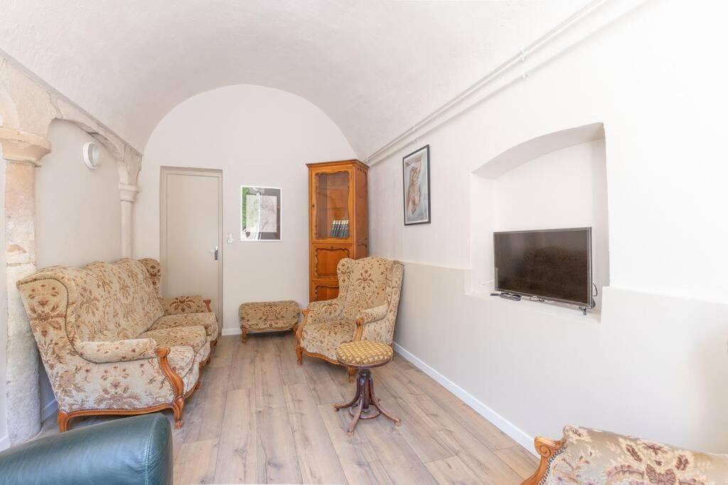 Cabana & Le Gite Du Chateau - Proche Macon Nord Lugny Εξωτερικό φωτογραφία