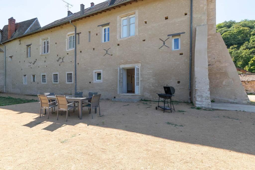 Cabana & Le Gite Du Chateau - Proche Macon Nord Lugny Εξωτερικό φωτογραφία